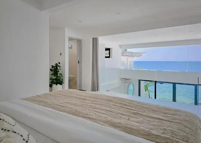 Infinity Bingin - Boutique Beachfront Family *